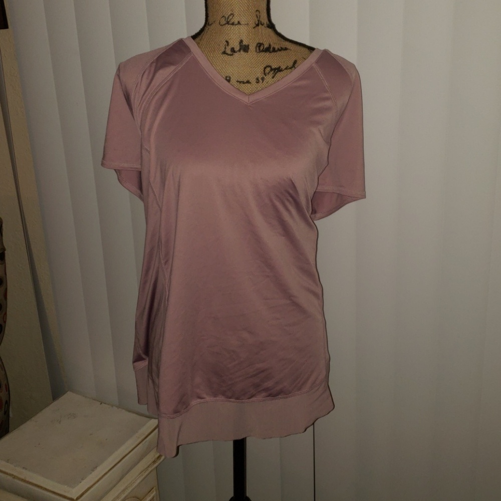 LIVI Active Envelope Back V-neck